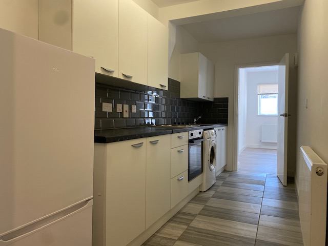 097T-West Kensington-2 Bedroom Flat, Garden - student accommodation in West Kensington - img_5