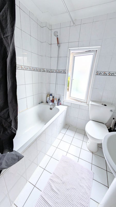 1 Bed Flat for couple / single occupancy - student accommodation in London N19 - img_3