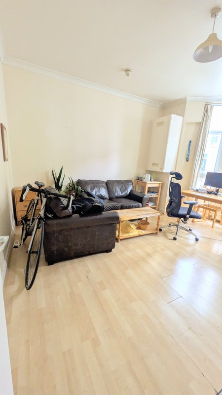 1 Bed Flat for couple / single occupancy - student accommodation in London N19 - img_5