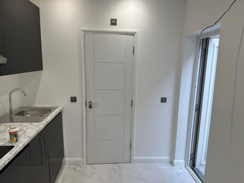 Ensuite loft near tube - quiet house student accommodation in Ruislip - img_3