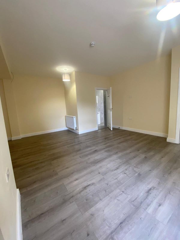 Brand New Stylish En-suite Rooms Available! student accommodation in Beddington - img_6