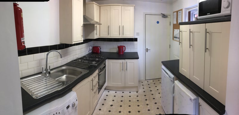 1 Bedroom for a Student Available 1st September - student accommodation in St John's - img_3