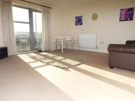 1 bedroom to rent - student accommodation in Old Market - img_2