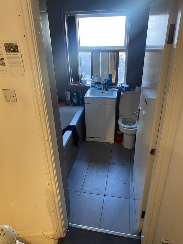 1 Bedrooms Next To Lark Lane 🍃 - student accommodation in Aigburth - img_6
