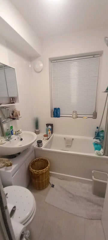 1 Double Bedroom -  Hitchin - student accommodation in Hitchin - img_6