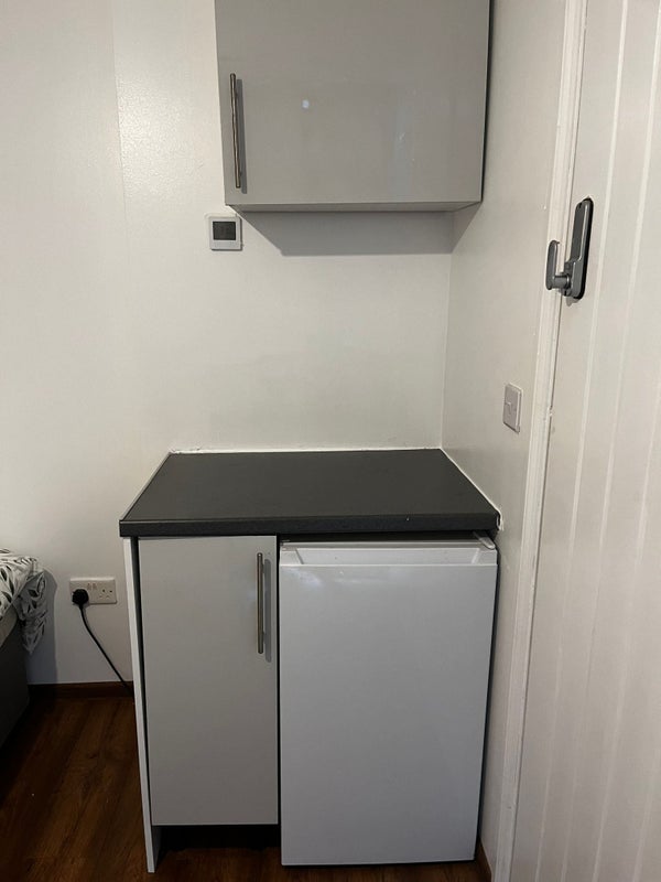 1 double room for rent - student accommodation in Weston Favell - img_6