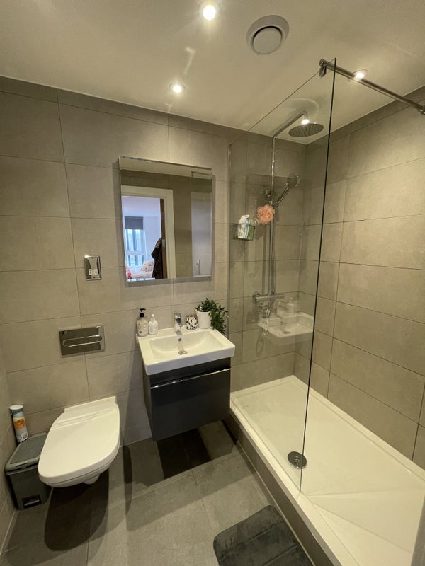 1 double room in 2 bed flat. Mercer West - student accommodation in Leeds City Centre - img_6