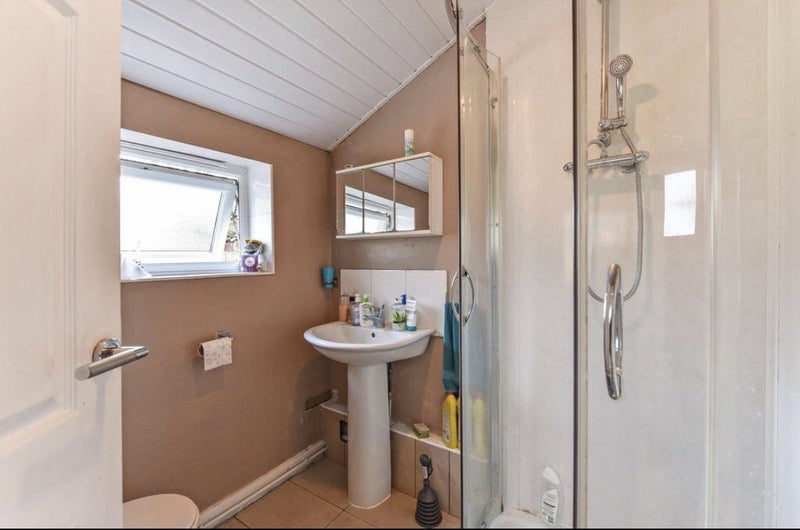 1 double room in Treforest near UNI - student accommodation in Pontypridd - img_6