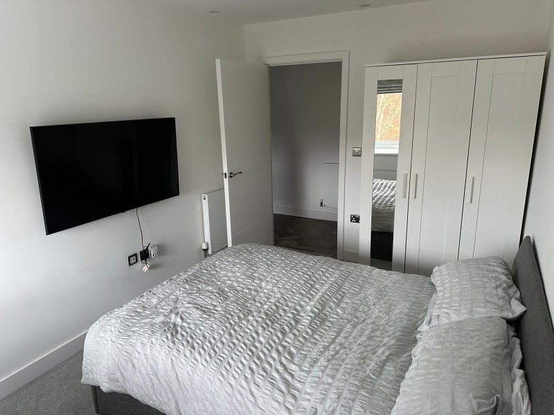 1 double room pettswood highstreet - student accommodation in London - img_3