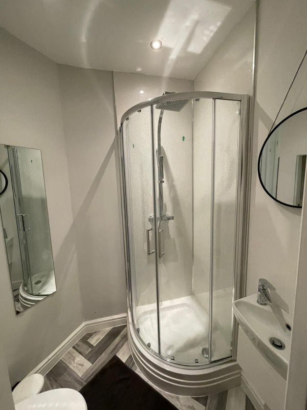 1 En Suite Double Room Available In Anfield! - student accommodation in Liverpool - img_4