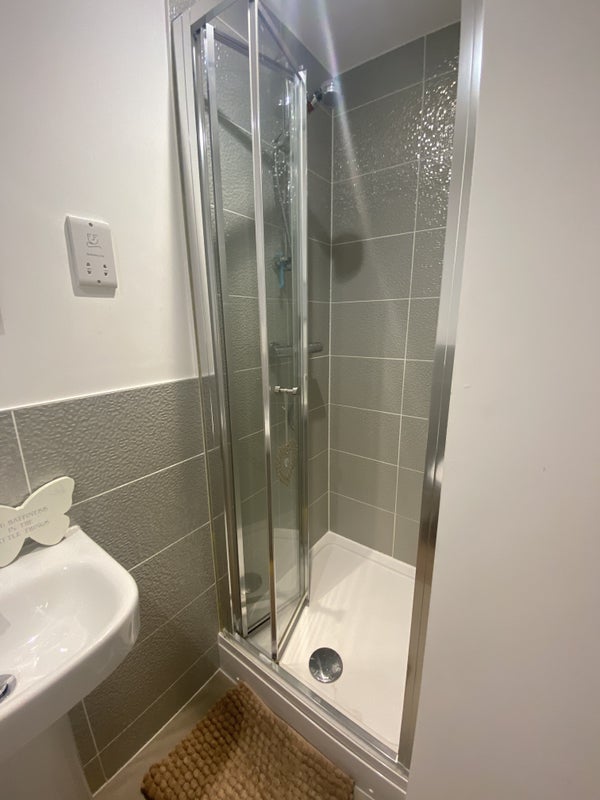 1 ensuite room - Coventry - student accommodation in Bulkington - img_4