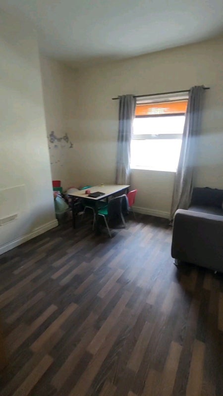 1 Large room available - student accommodation in Bristol - img_1
