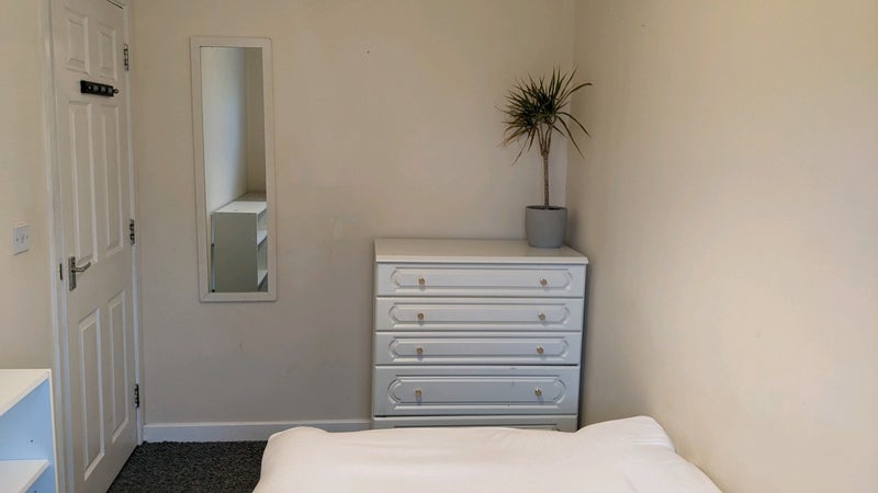 Cosy furnished double room (3-6 months) student accommodation in Liverpool - img_6