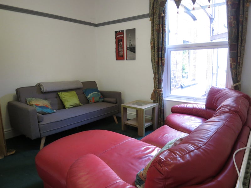 1 Room Avialable For Student - student accommodation in West Bridgford - img_2