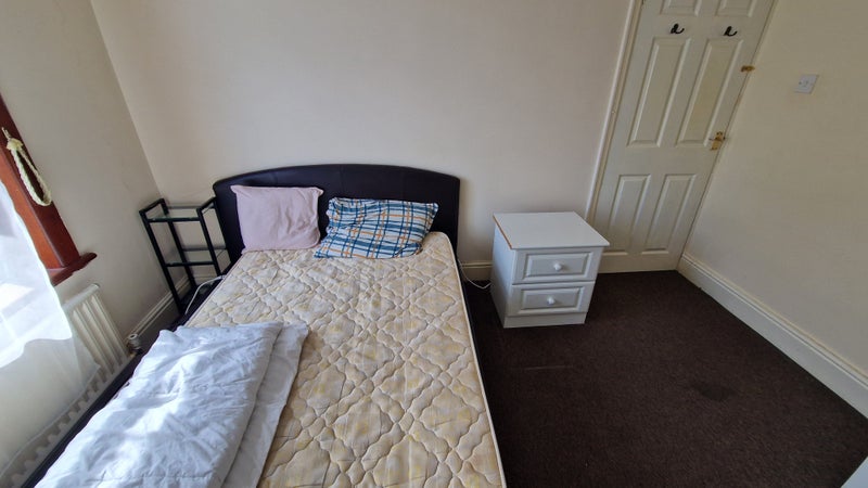 1 Room for Renting - student accommodation in Coventry - img_4