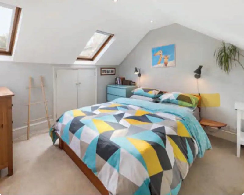 1x King bedroom - roof terrace flat - student accommodation in Battersea - img_1