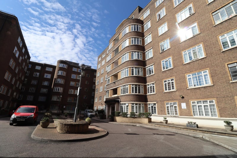 2 Amazing Ensuite Rooms In The Same Flat - student accommodation in Swiss Cottage - img_12