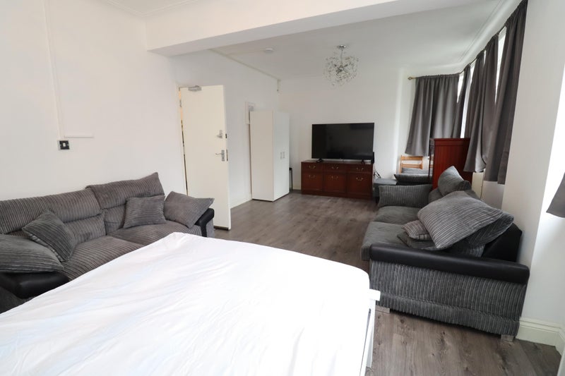 2 Amazing Ensuite Rooms In The Same Flat - student accommodation in Swiss Cottage - img_2