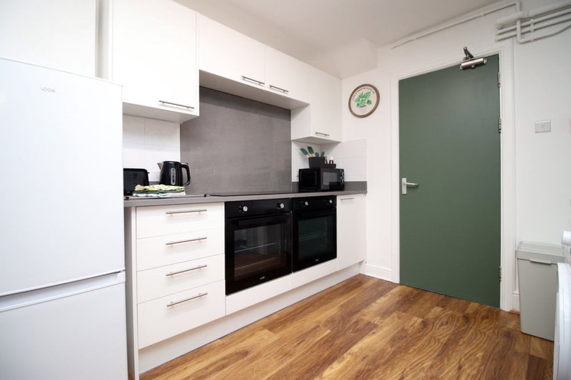 2 beautiful rooms in the heart of Swansea - student accommodation in Swansea - img_8