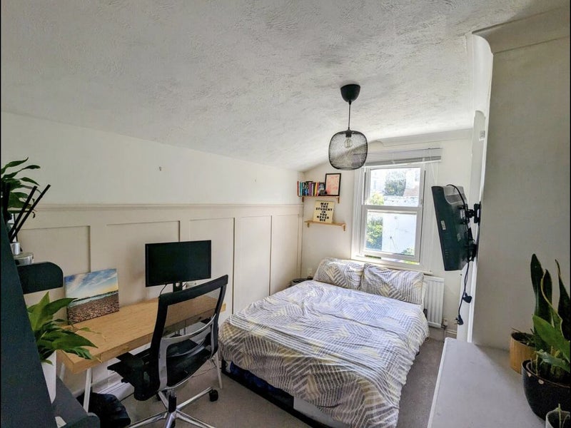 2 bed flat - £1600 pcm inc bills - short term - student accommodation in Brighton - img_3