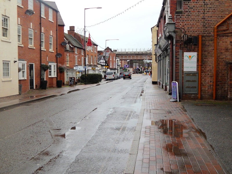 2 bedroom deluxe apartment ensuite rooms - student accommodation in Shifnal - img_4