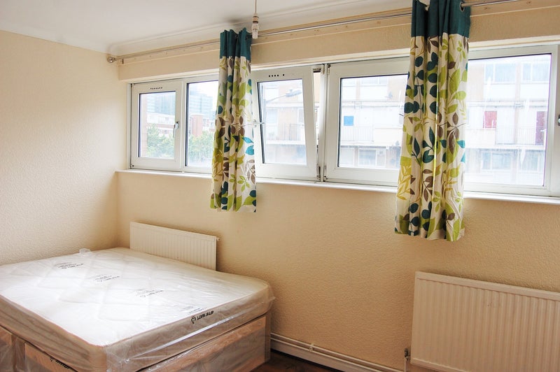 2 bedroom flat in Poplar, Tower Hamlets (E14 0EZ) - student accommodation in Poplar - img_2
