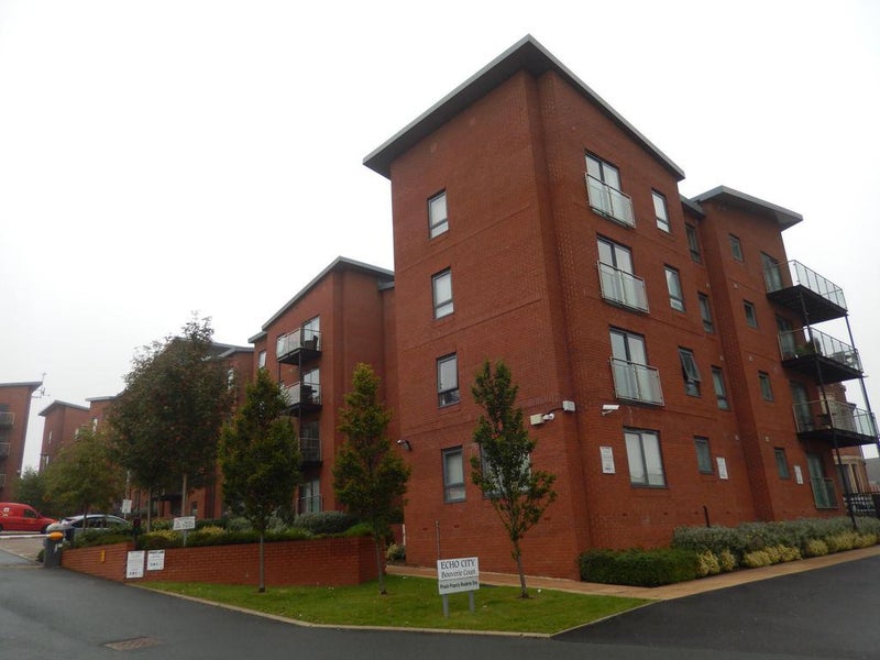 2 bedroom flat with parking - student accommodation in Leeds City Centre - img_7