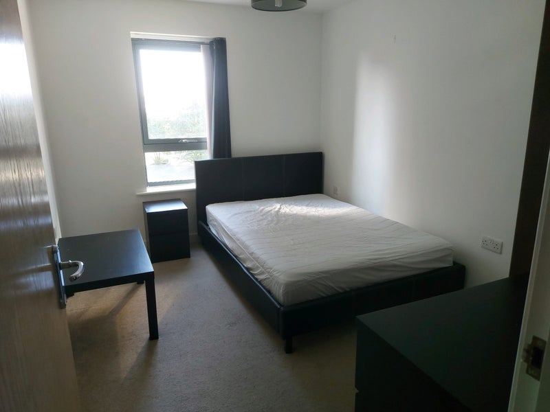 2 bedroom flat with parking - student accommodation in Leeds City Centre - img_2