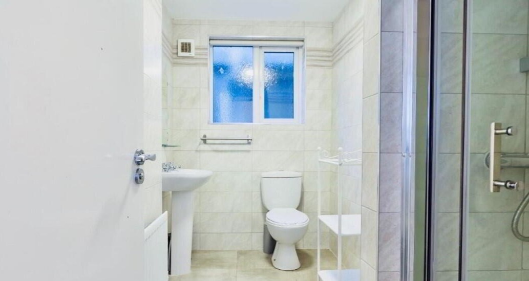 2 Bedroom Property , BT15 - student accommodation in  - img_3