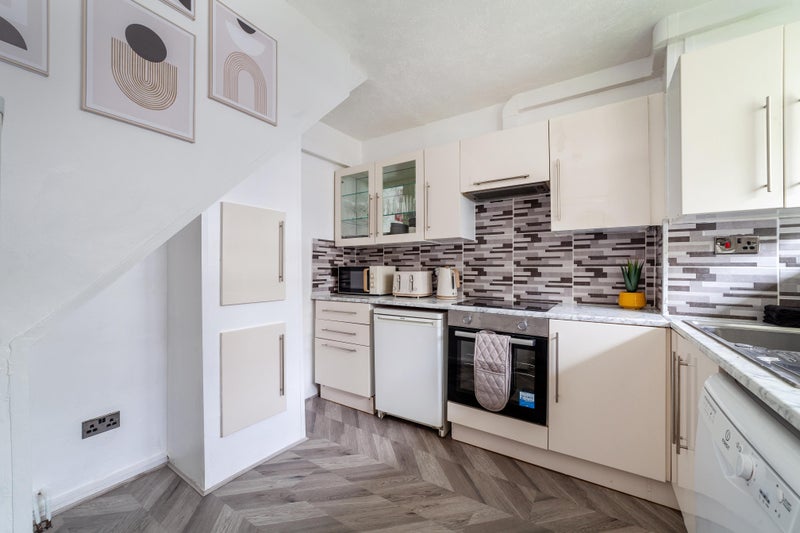 2 Bright Double Bedroom near Roehampton University - student accommodation in Roehampton - img_6
