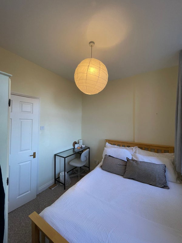 2 double bed Flat For rent in the center Of Town - student accommodation in Buckingham - img_1