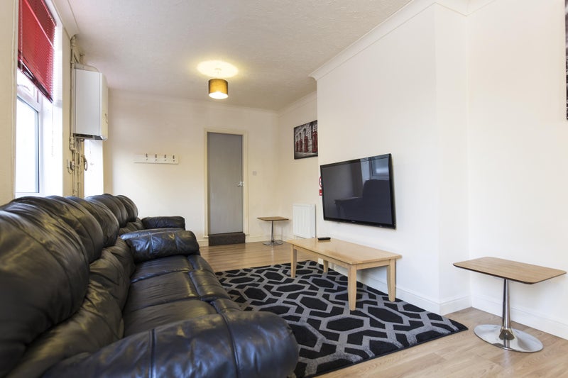 House in Hull - student accommodation in Hull - img_3