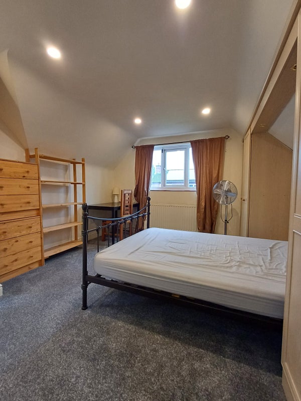 2 en suite double room in Aigburth sefton park - student accommodation in Liverpool - img_1