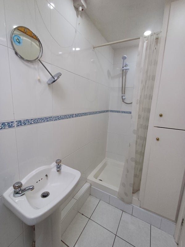 2 en suite double room in Aigburth sefton park - student accommodation in Liverpool - img_7