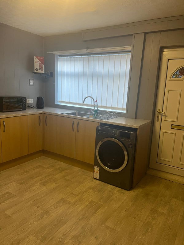2 Nicely furnished Double room available - student accommodation in Middlesbrough - img_1