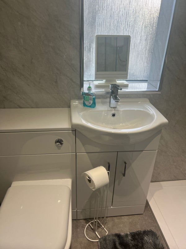 2 Nicely furnished Double room available - student accommodation in Middlesbrough - img_4