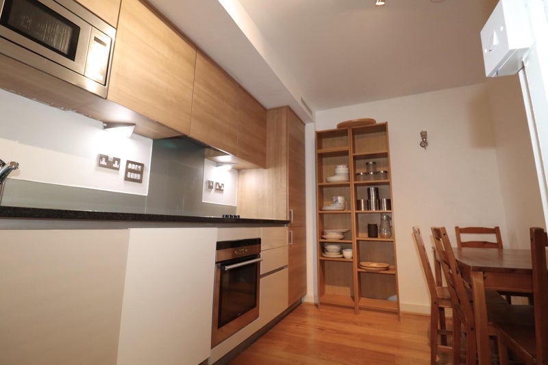 2 Rooms Available In 3 Bed Flat In North Greenwich - student accommodation in North Greenwich - img_7