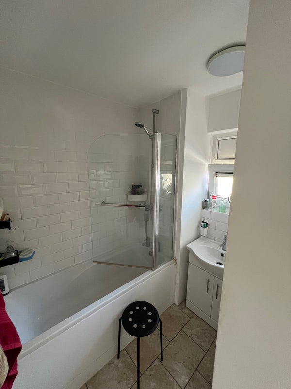 2 rooms available in a 3 bed property - student accommodation in Angel - img_6