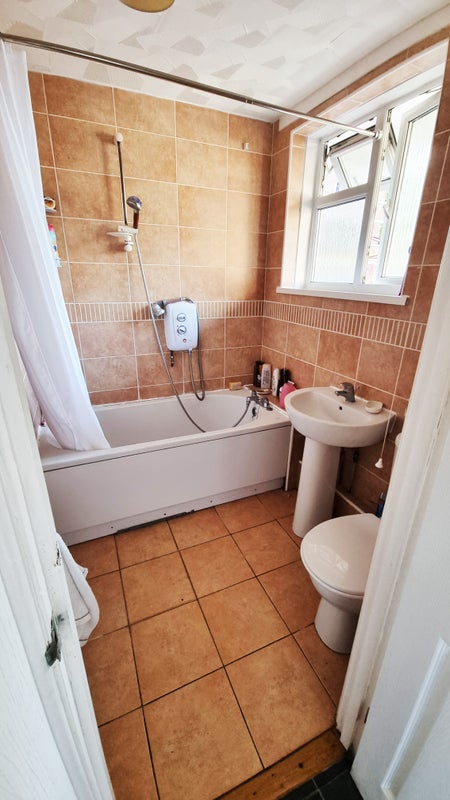 2 rooms to rent in the heart of Portsmouth!! - student accommodation in Portsmouth - img_2