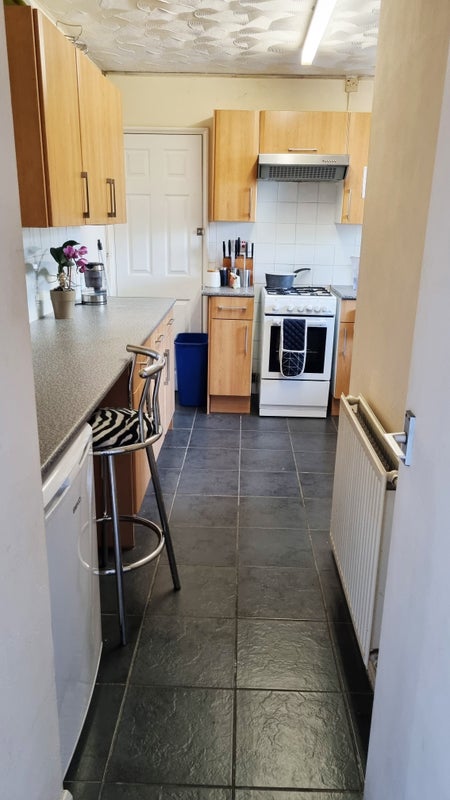 2 rooms to rent in the heart of Portsmouth!! - student accommodation in Portsmouth - img_3