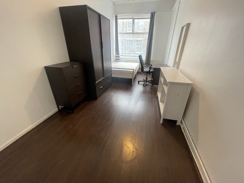 2 Rooms w/ Lounge in Old Street - from £208pw - student accommodation in Old Street - img_2