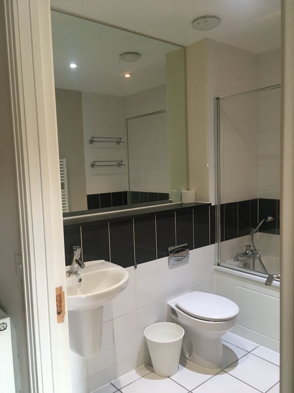 2 Single Rooms Uxbridge - student accommodation in Uxbridge - img_8