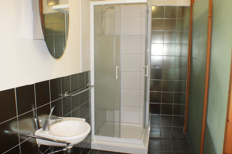 22-30 y/o TREE LINED Avenue Ensuite Houseshare - student accommodation in Hull - img_8