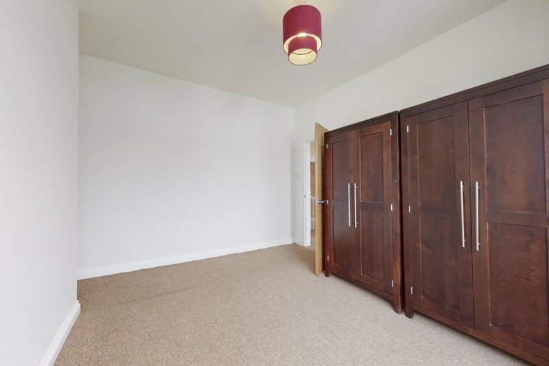 2/3 bed apartment with Garden N2 - student accommodation in East Finchley - img_4