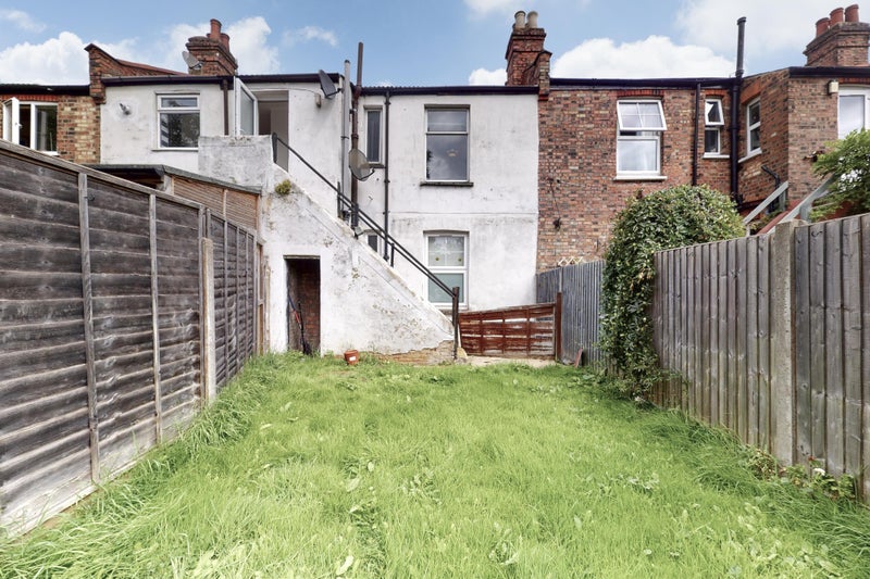 2/3 bed apartment with Garden N2 - student accommodation in East Finchley - img_12