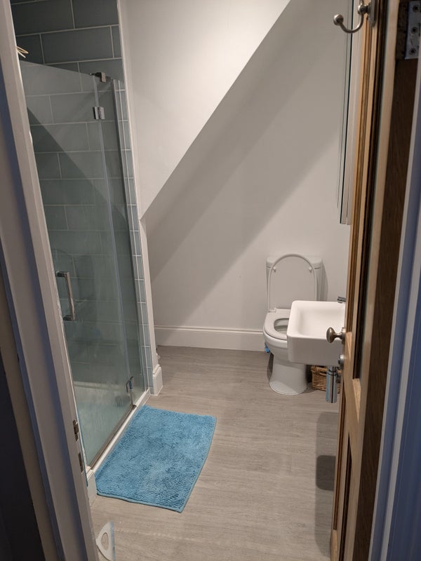 £2,300 - Whole flat 4 min walk to Tooting Broadway - student accommodation in Tooting Broadway - img_6