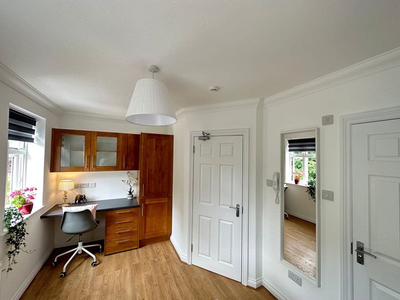 25min to Waterloo, Kingston &Sutton! New En-Suite - student accommodation in Worcester Park - img_5