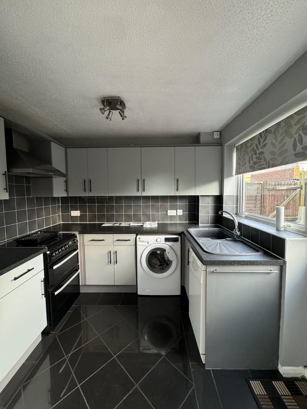 3 bed end terrace - student accommodation in Hemel Hempstead - img_7