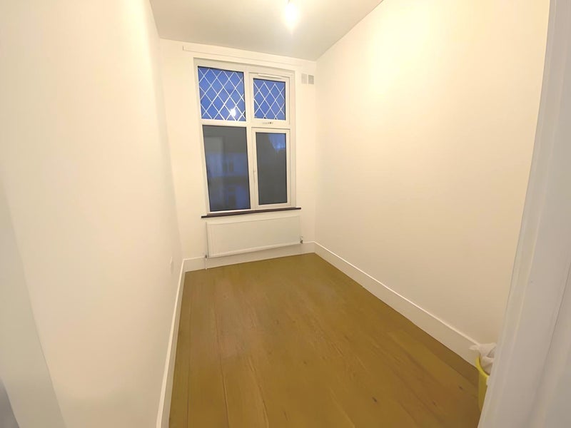 3 Bed House on Ipswich Road, Tooting, SW17 - student accommodation in London - img_1
