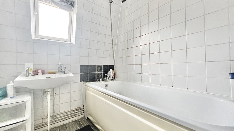 3 Double Bedrooms Flat Massionet- Liverpool Street - student accommodation in Liverpool Street - img_15